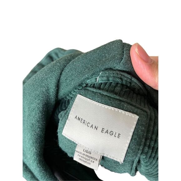 American‎ Eagle Corduroy Button-Up Cropped Shirt Jacket Shacket Green Size L - Picture 6 of 8